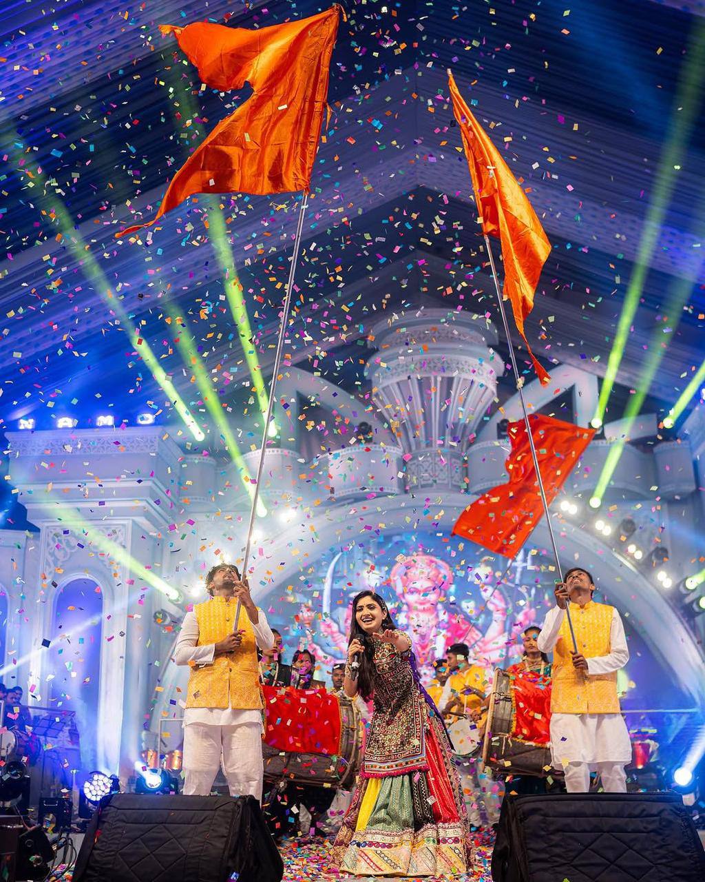 SPECIAL CELEBRITY TRENDING NAVRATRI SPECIAL CHANIYA CHOLI β€οΈπ